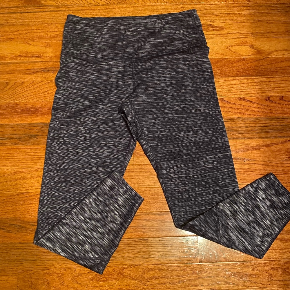 Old Navy Women’s Yoga Leggings Size L